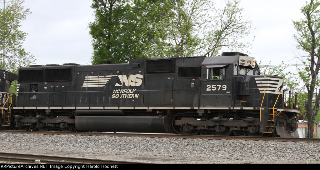 NS 2579